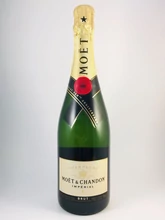 MOÉT & CHANDON CHAMPAGNE BRUT